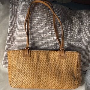 Fossil Vintage Elegant Tan Woven Shoulder Handbag made by Fossil